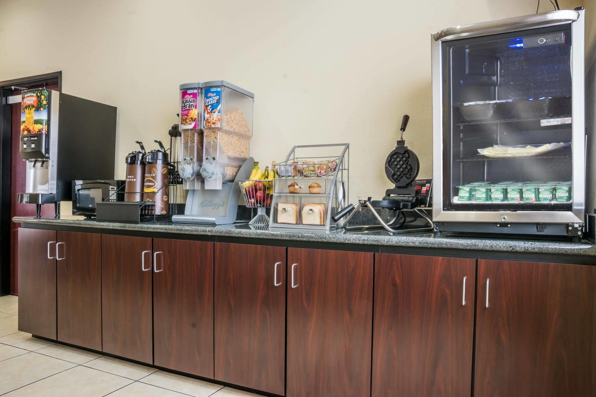 Super 8 By Wyndham Harker Heights Killeen - Fort Cavazos Exterior foto